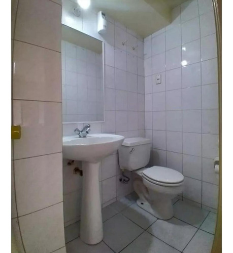 Arriendo Oficina 2p+2b+principal+1e Metro Tobalaba