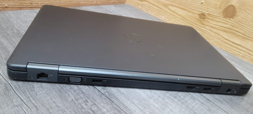 Dell Latitude E5550 - Intel Core I5, 8gb Ram, 240gb Ssd Negro (Reacondicionado)