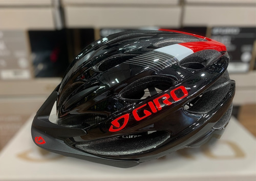 Imagen 4 de 6 de Casco Ciclismo Giro Revel - Urquiza Bikes