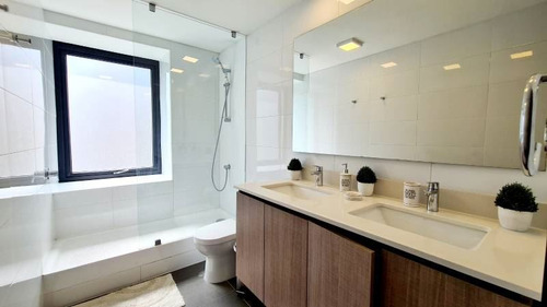 Departamento En Arriendo De 3 Dorm. En Las Condes