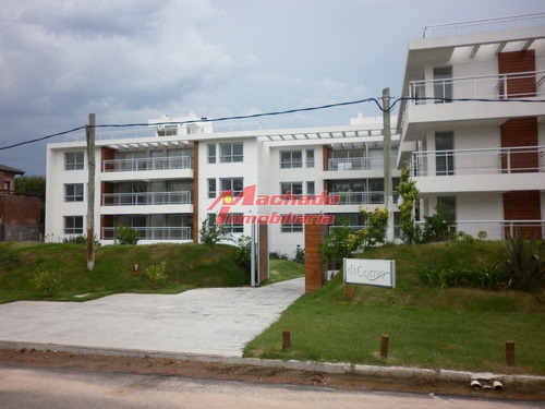 Imagen 11 de 17 de Apartamento En Venta De Dos Dormitorios En Punta Del Este