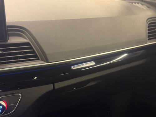 Audi Q5 Perf. Black 2.0 TFSIe S.Tr. Qt (Hib.)