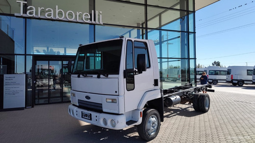 Ford Cargo 915 Modelo 2011