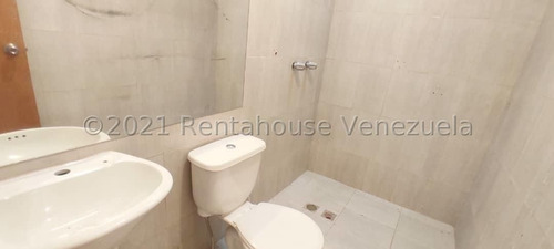 Imagen 6 de 30 de Casas En Venta En Intercomunal Cabudare Estado Lara Cod Flex Ref # 22-99 / 0 4 1 2 1 5 1 8 8 9 3 / Mr