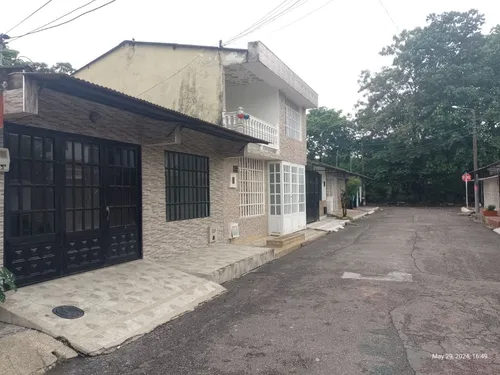 Oportunidad De Inversión Casa Construida Con Media Plancha Para Segundo Piso
