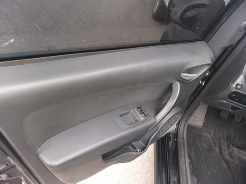 Fiat Grand Siena 1.4 Attractive Gnc Vtv Permuto