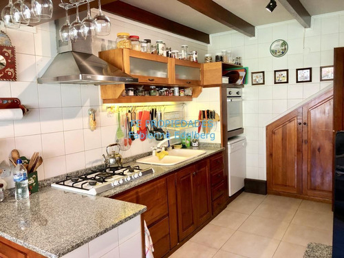Imagen 15 de 30 de Centro Casa En Venta Calle Obeid Al 700 - San Martin De Los Andes