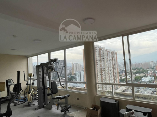 2 Dorm, 1 Baño, Estacionamiento, Metro Irarrázaval