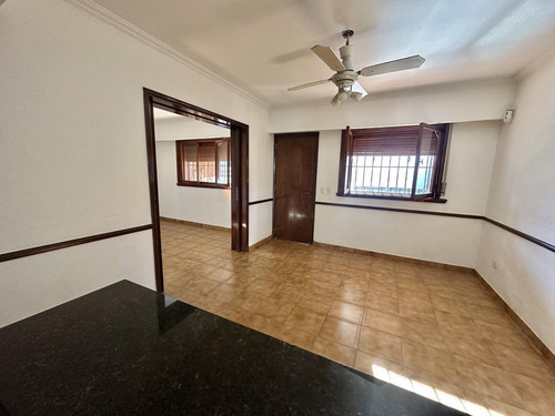 Casa En Alquiler En Vicente Lopez, Olivos - 5 Ambientes