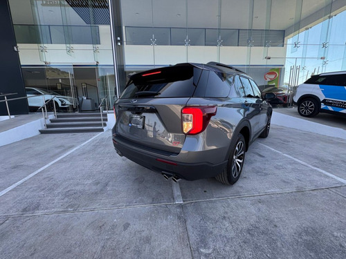 Ford Explorar St
