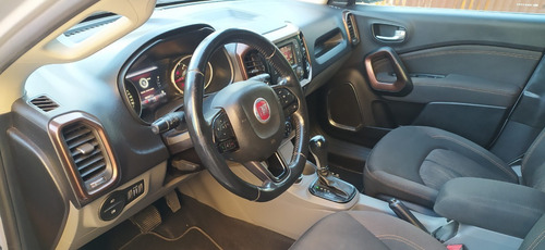 Imagen 9 de 19 de Fiat Toro 2.0 Volcano 4x4 At