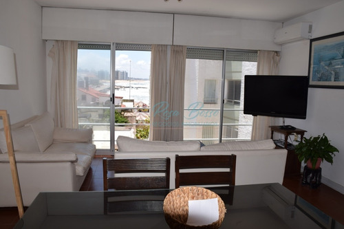 Apartamento En Peninsula, 2 Dormitorios *- Ref: 2774