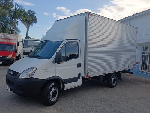 Iveco Daily 35s14 Hd Baú 4,5 Metros Ano 2019 !!!