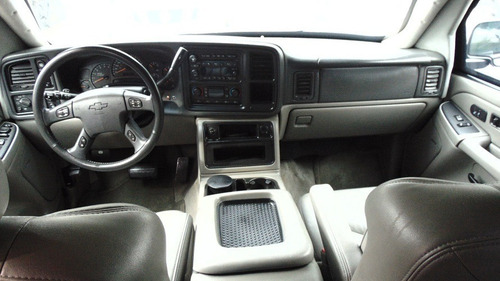 Imagen 11 de 15 de Chevrolet Suburban Paquete G 4x4 Blindada
