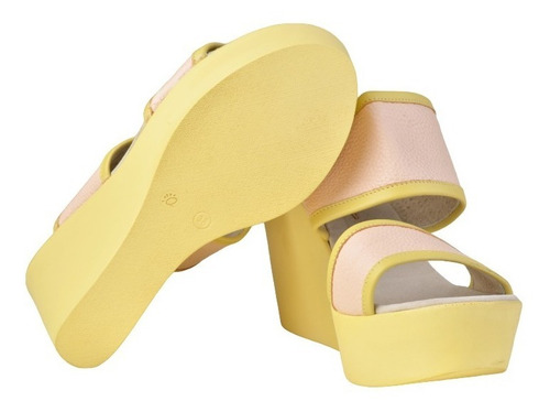 Zuecos Sandalias De Mujer De Cuero Reggae - Ferraro -
