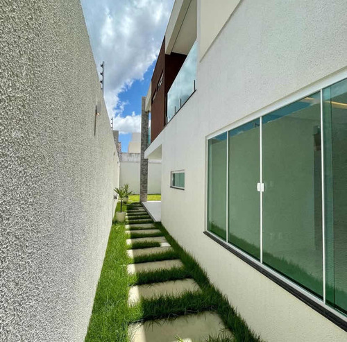 Linda Casa Moderna No Alto Da Gloria