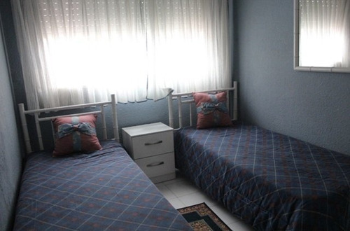 Apartamento En Alquiler De 2 Dormitorios En Peninsula
