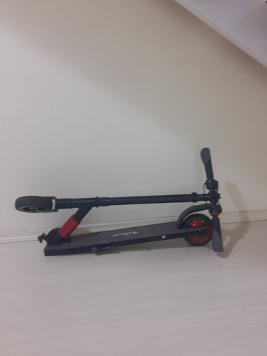 Imagem 3 de 4 de Patinete Elétrico Atrio (promoção)