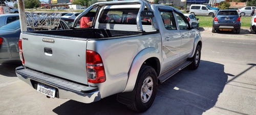 Imagen 4 de 9 de Toyota Hilux 2012 3.0 Cd Sr I 171cv 4x2