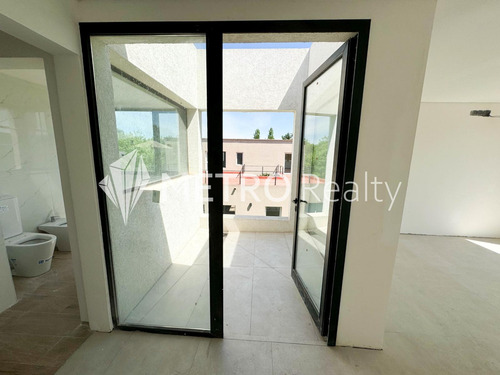Casa En Haras De Santa María, Barrio Los Eucaliptos, Lote 30