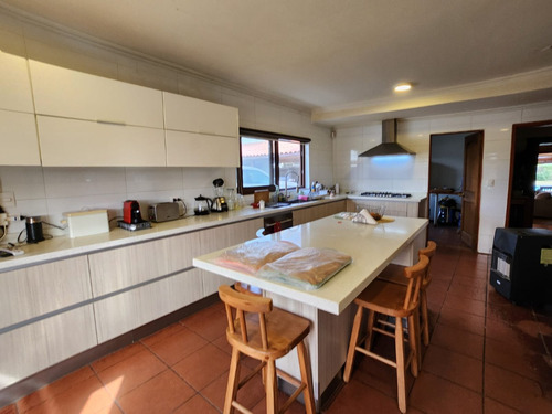 Se Vende Propiedad A Pasos Del Centro Comuna Isla De Maipo