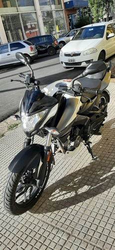 Imagen 3 de 15 de Bajaj Rouser Ns 200