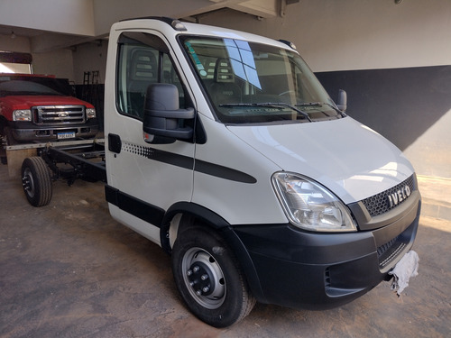 Iveco 35s14 Daily 2018 Unico Dono Raro Estado De Conservaçao
