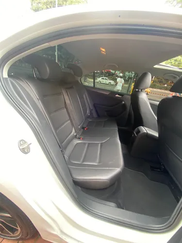 Volkswagen Jetta Vi 2.5 Highline