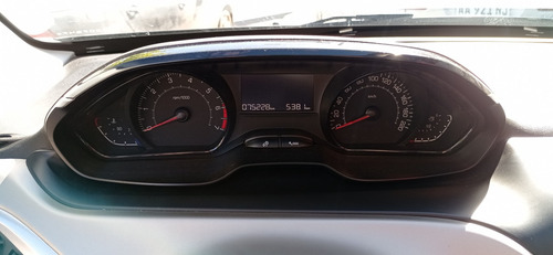 Imagen 6 de 7 de Peugeot 2008 Allure 2016 Romera Hnos Balcarce
