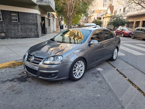 Imagen 4 de 12 de Volkswagen Vento 2.0t