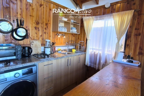 Casa En Arriendo Camino A Niebla, A 15 Min. De Valdivia.