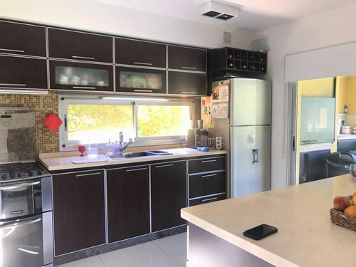 Imagen 10 de 19 de Casa En Venta En Villa Olivos