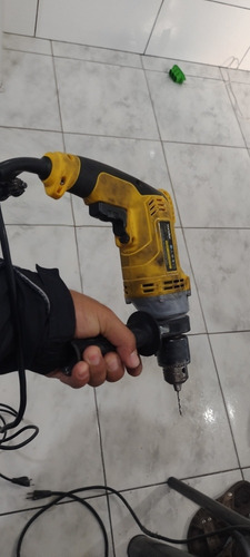 Imagem 3 de 3 de Máquina E Furadeira