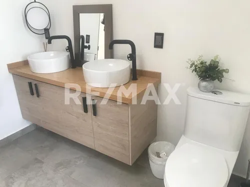 Casa En Venta En Morelos, Fraccionamiento Real De Oaxtepec