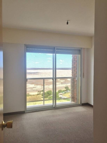Imagen 9 de 15 de Venta De Apartamento Con 2 Dormitorios En Malvin