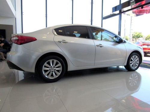 Kia Cerato 2015 1.6 Sx 16v Flex 4p Automático Prata Compl