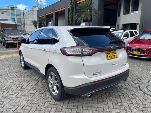 Ford Edge 2.0 Titanium