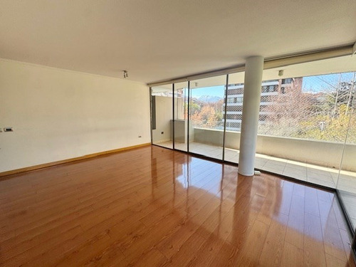 Departamento En Venta De 4 Dorm. En Vitacura