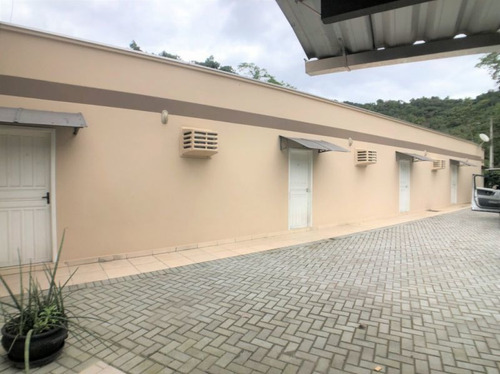 Imagem 4 de 12 de Apartamento De 01 Dormitório Com Ótima Localização No Progresso - 3052196l