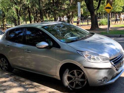 Peugeot 208 1.5 Allure 2013