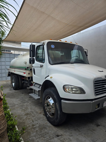 Mercedez Benz M2 Modelo 2000