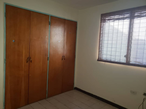 Imagen 24 de 27 de Venta De Aparto-quinta En Prebo - Inmobiliaria Maggi Cod. 687