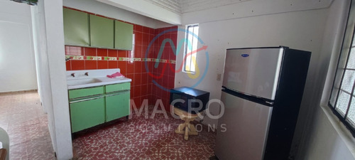 Casa En Renta En Fracc. Citlalin Con Amplio Jardín, Alberca Y Palapa