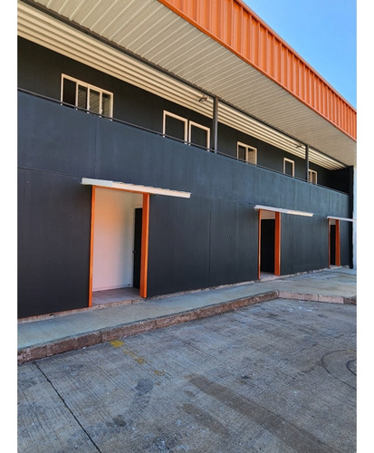 Arriendo Bodega De 750 M2 En Ruta 5 Sur, Lautaro.