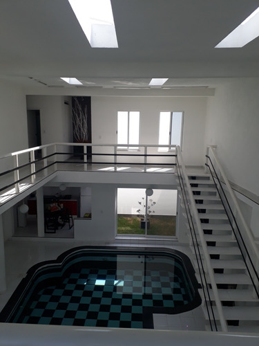 Casa Con 6 Recámaras 4 Baños 2 Albercas