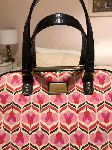 Divina Cartera Jackie Smith!