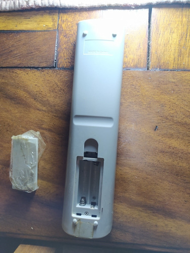 Imagen 2 de 10 de Televisor Toshiba Lcd 32 Pulgadas Modelo23hlv87
