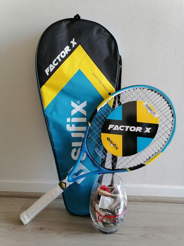 Raqueta Sufix Factor X + 3 Pelotas
