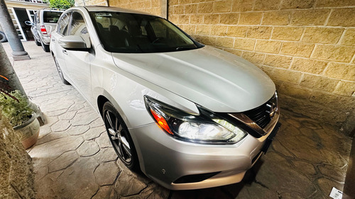 Nissan Altima 2.5 Advance Navi Cvt