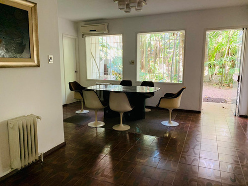 Casa En Alquiler Para Empresa Sobre La Avda Sarmiento